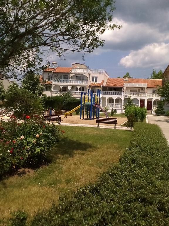 Apartments Bravo 1-Vichevi Sunny Beach Exterior photo
