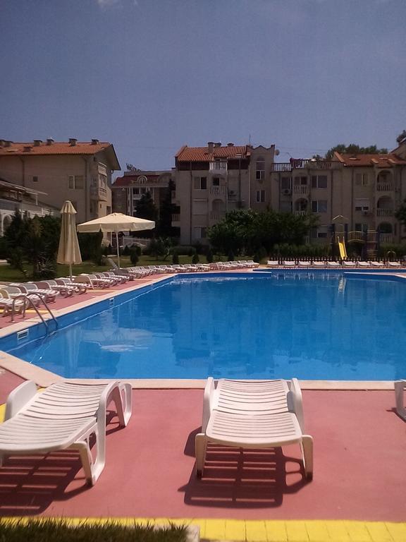 Apartments Bravo 1-Vichevi Sunny Beach Exterior photo