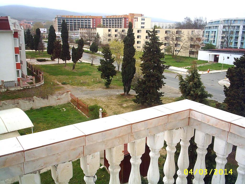 Apartments Bravo 1-Vichevi Sunny Beach Exterior photo