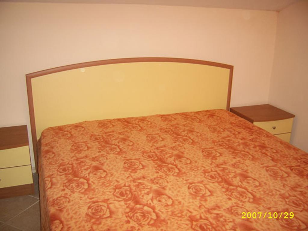 Apartments Bravo 1-Vichevi Sunny Beach Exterior photo
